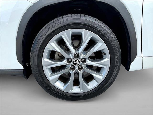 used 2022 Toyota Highlander car, priced at $31,511