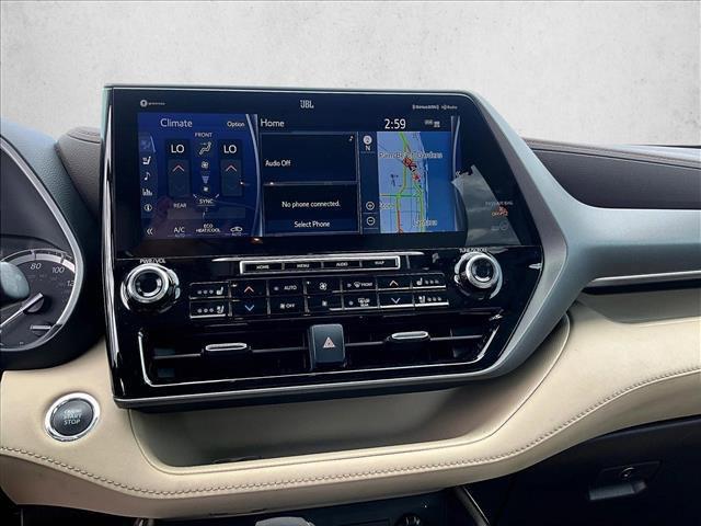 used 2022 Toyota Highlander car, priced at $31,511