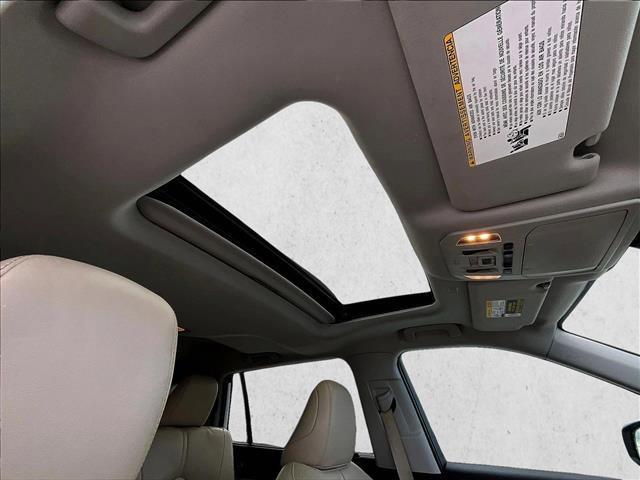 used 2022 Toyota Highlander car, priced at $31,511