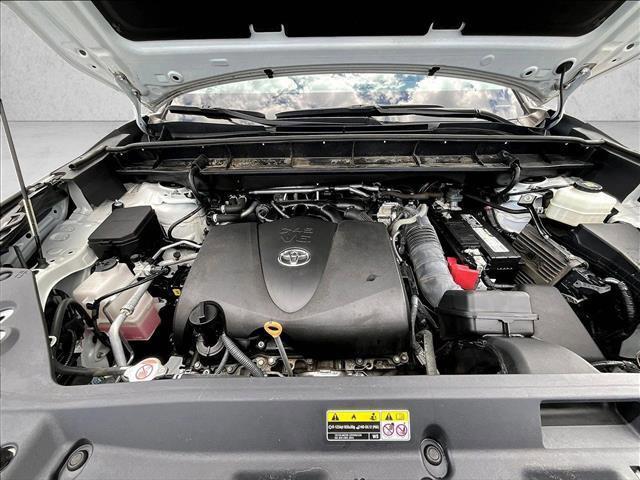 used 2022 Toyota Highlander car, priced at $31,511