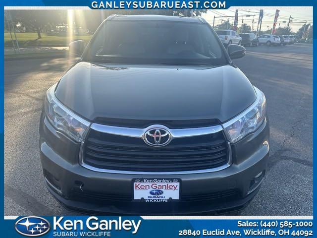 used 2016 Toyota Highlander car, priced at $19,391