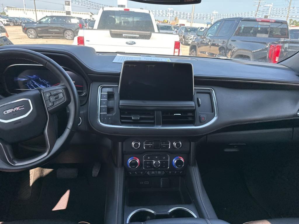 used 2023 GMC Yukon XL car, priced at $53,652