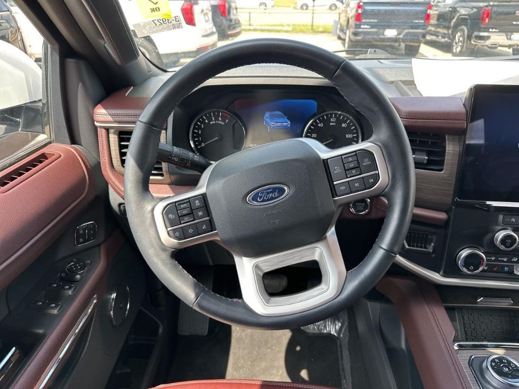 used 2024 Ford Expedition car, priced at $57,414