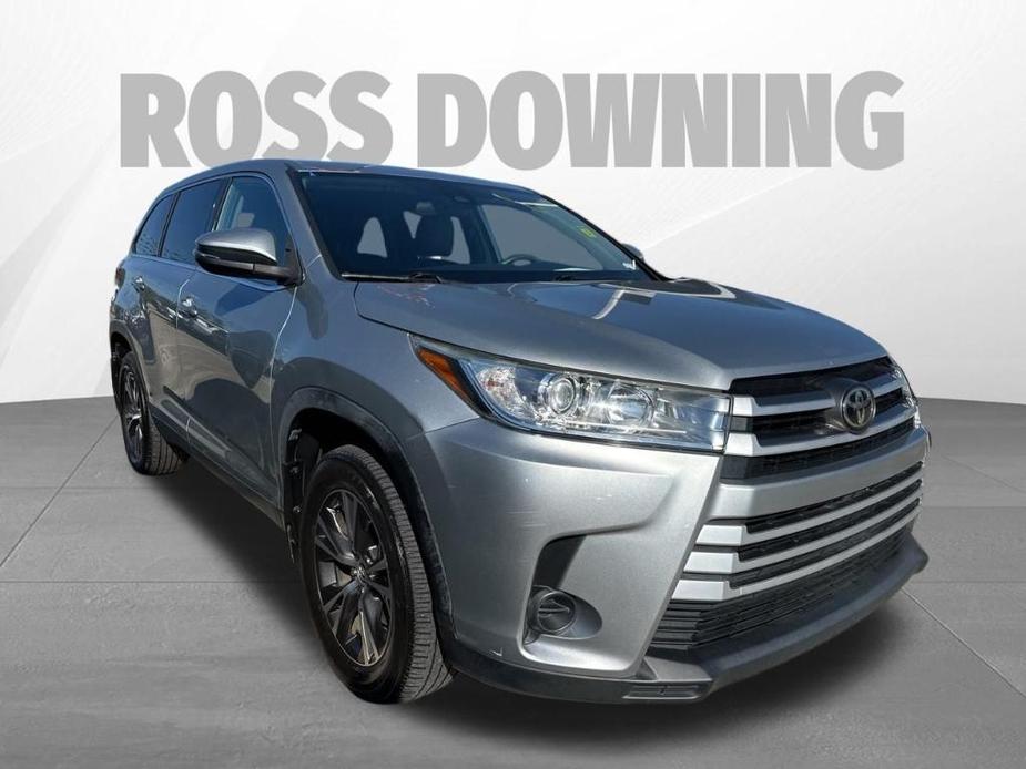 used 2019 Toyota Highlander car, priced at $23,788