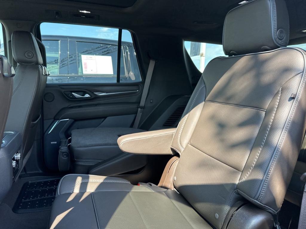 used 2022 GMC Yukon car, priced at $52,997