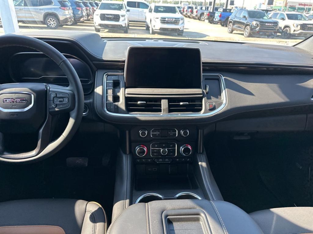 used 2024 GMC Yukon car, priced at $69,800