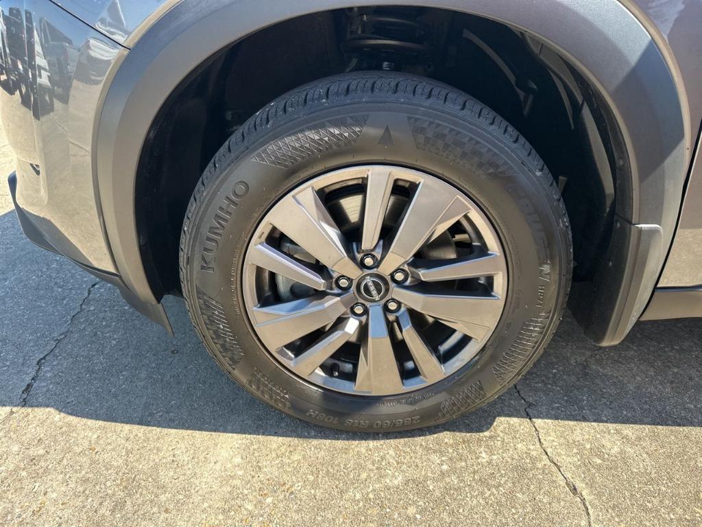 used 2024 Nissan Pathfinder car, priced at $29,987