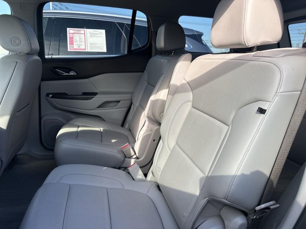 used 2023 GMC Acadia car, priced at $25,409