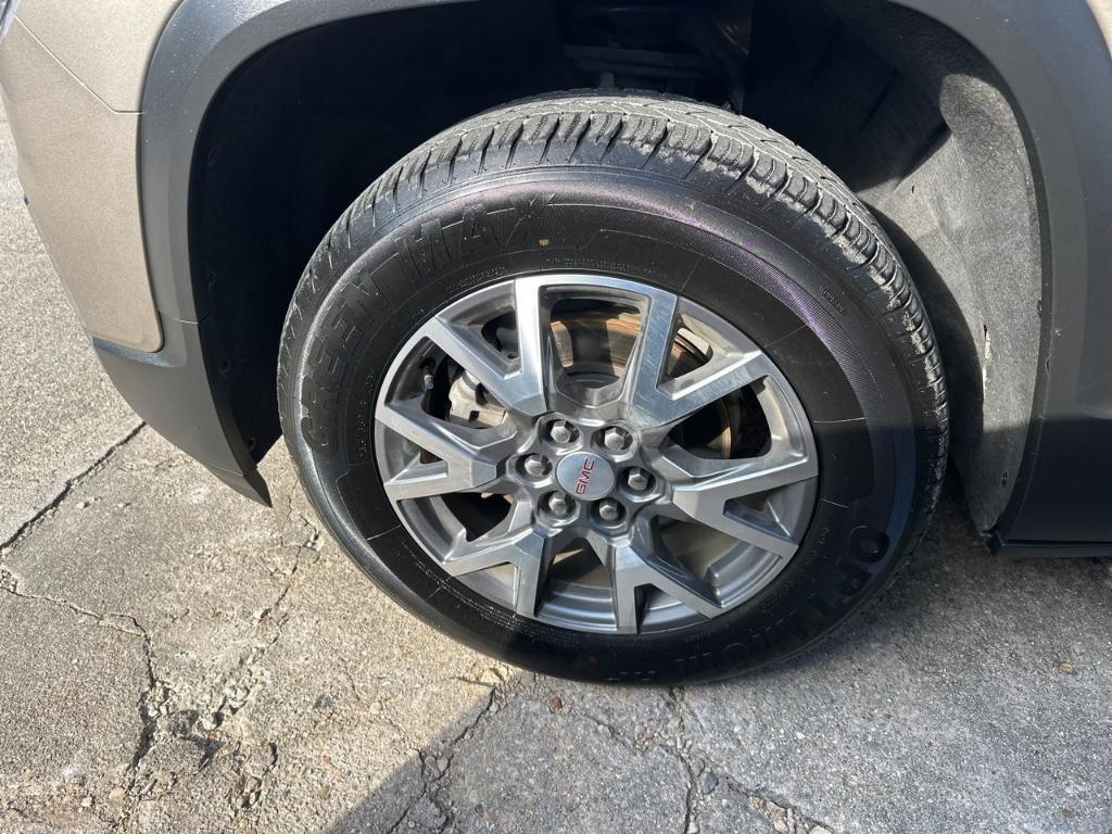 used 2023 GMC Acadia car, priced at $25,409