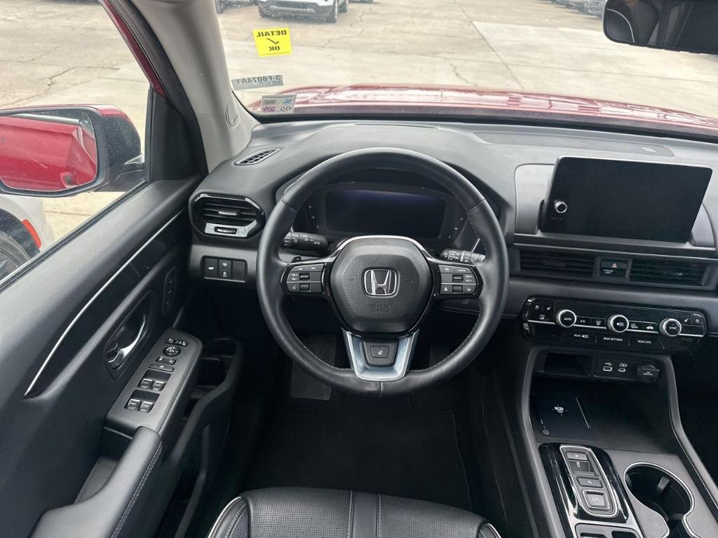 used 2023 Honda Pilot car, priced at $40,997