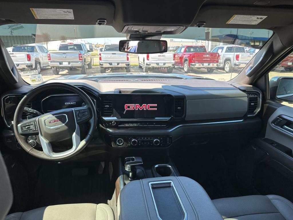 used 2022 GMC Sierra 1500 car, priced at $41,615