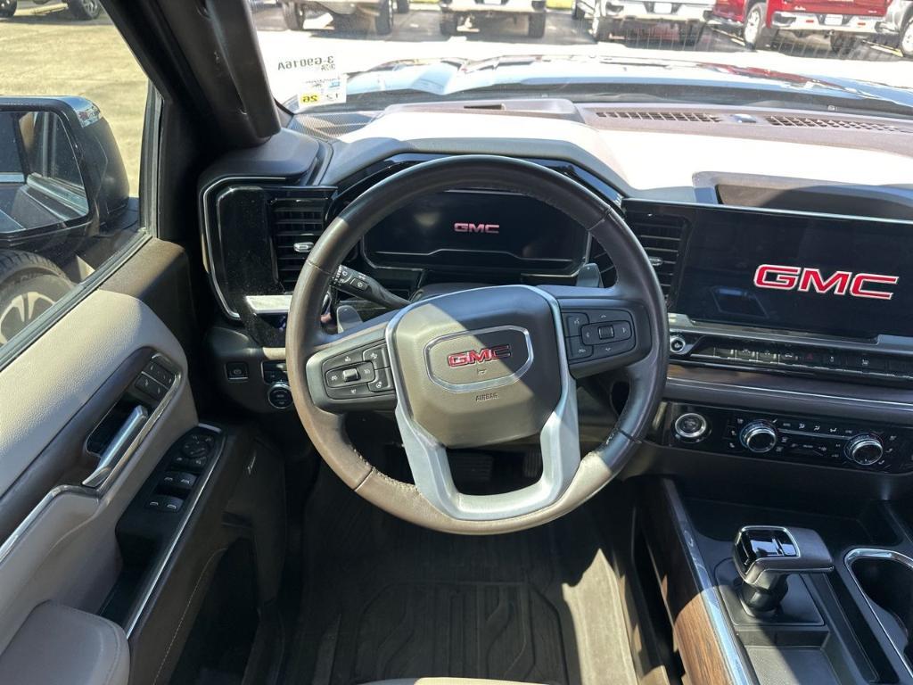 used 2022 GMC Sierra 1500 car, priced at $41,615