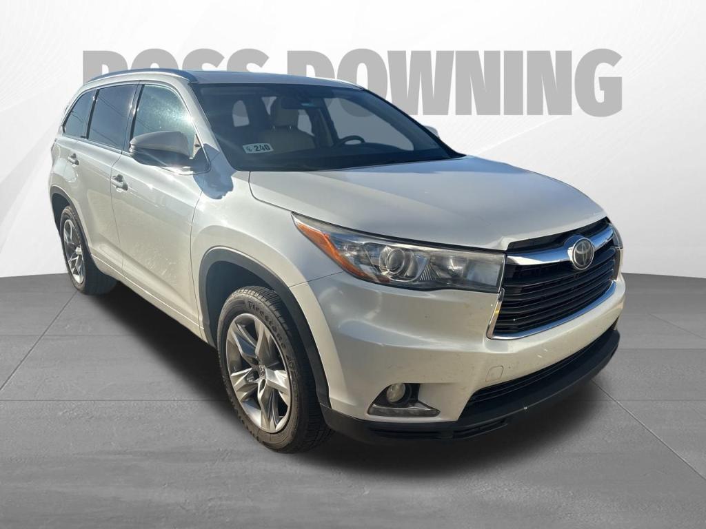 used 2014 Toyota Highlander car, priced at $18,974