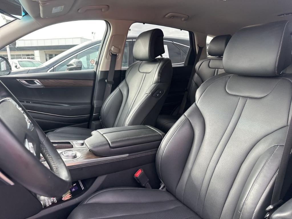 used 2024 Genesis GV80 car, priced at $41,987