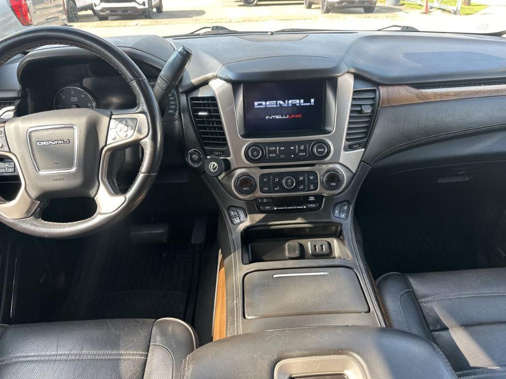 used 2020 GMC Yukon XL car, priced at $30,840