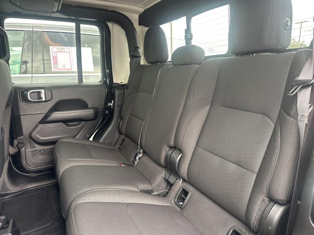 used 2023 Jeep Gladiator car, priced at $28,977