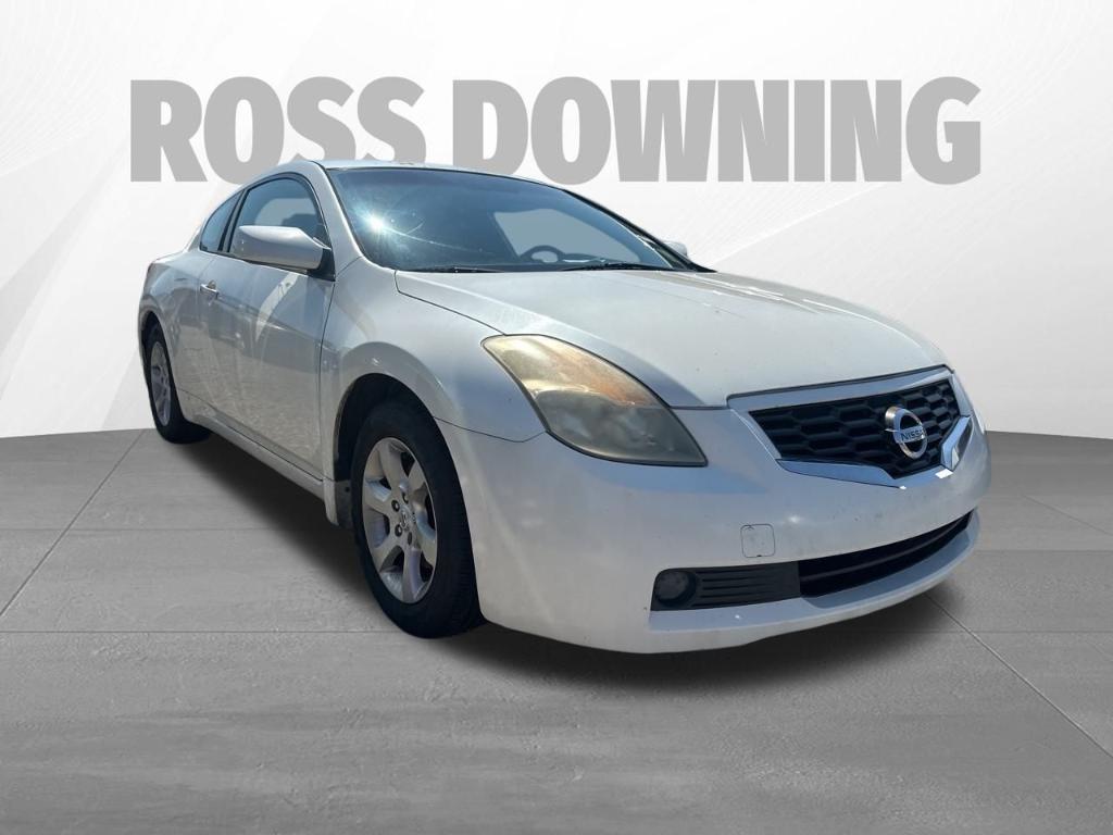 used 2009 Nissan Altima car, priced at $7,999