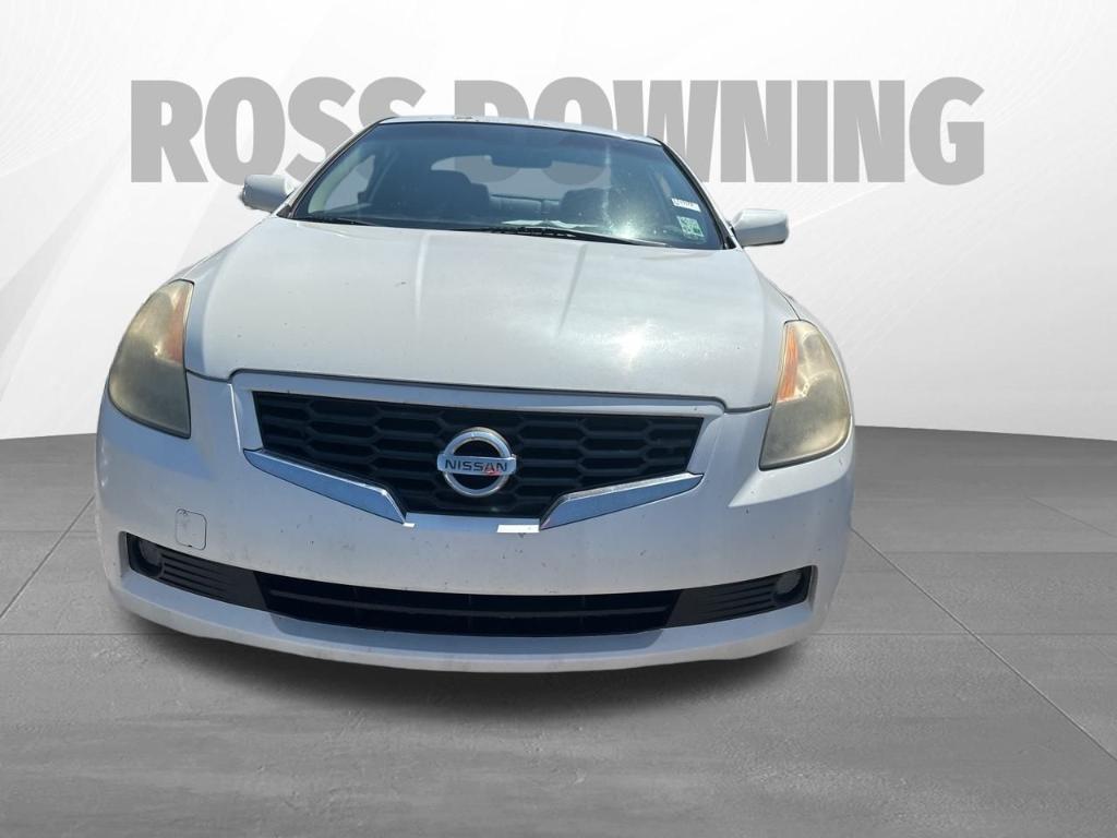 used 2009 Nissan Altima car, priced at $7,999