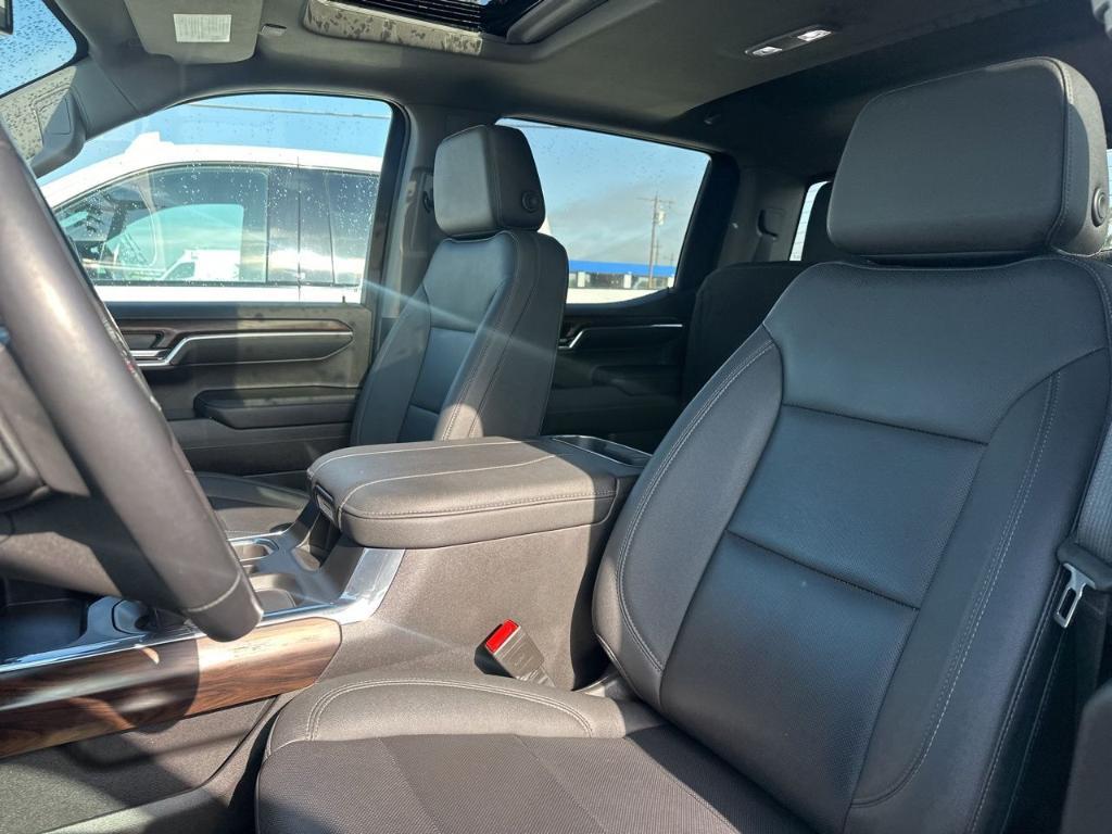 used 2023 GMC Sierra 1500 car, priced at $51,827