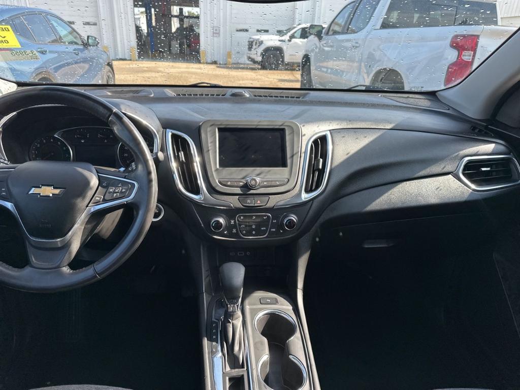 used 2022 Chevrolet Equinox car, priced at $18,992