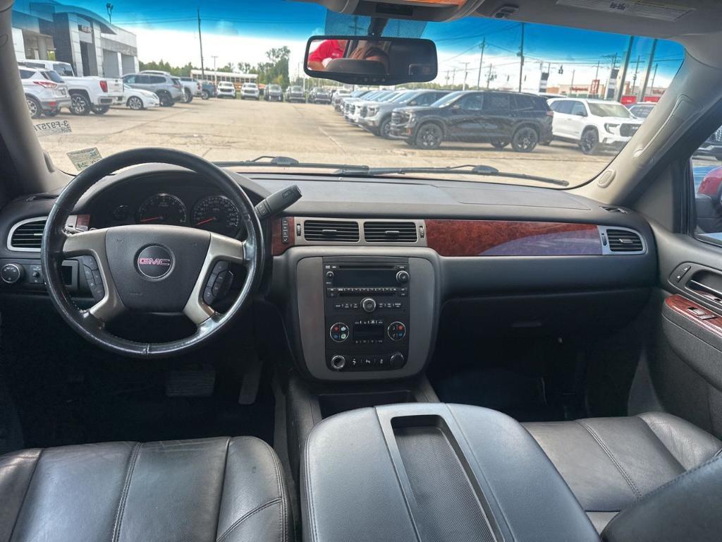 used 2014 GMC Yukon XL car, priced at $13,987