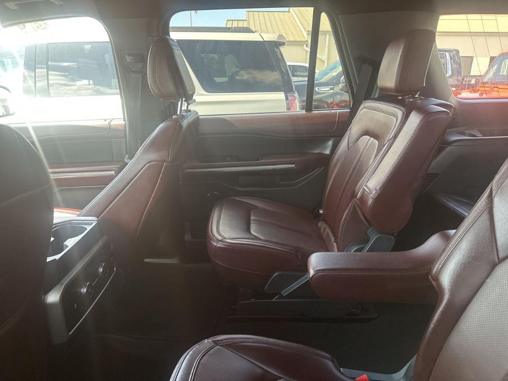 used 2024 Ford Expedition car, priced at $47,982
