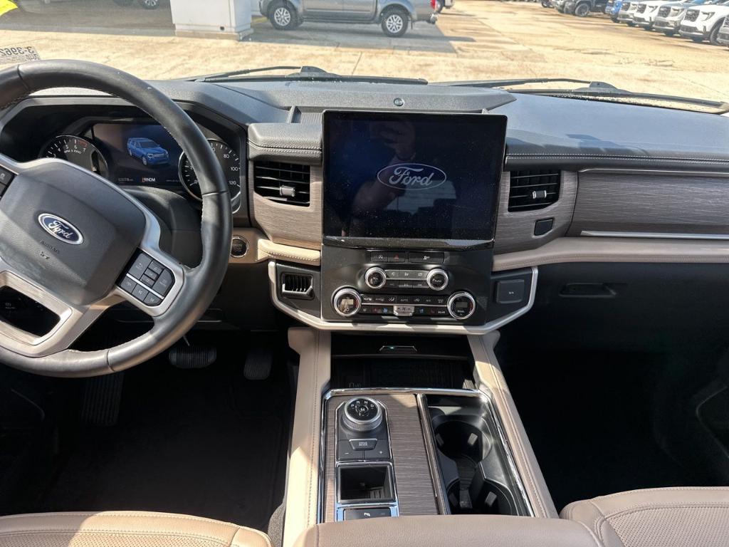 used 2024 Ford Expedition Max car, priced at $53,914