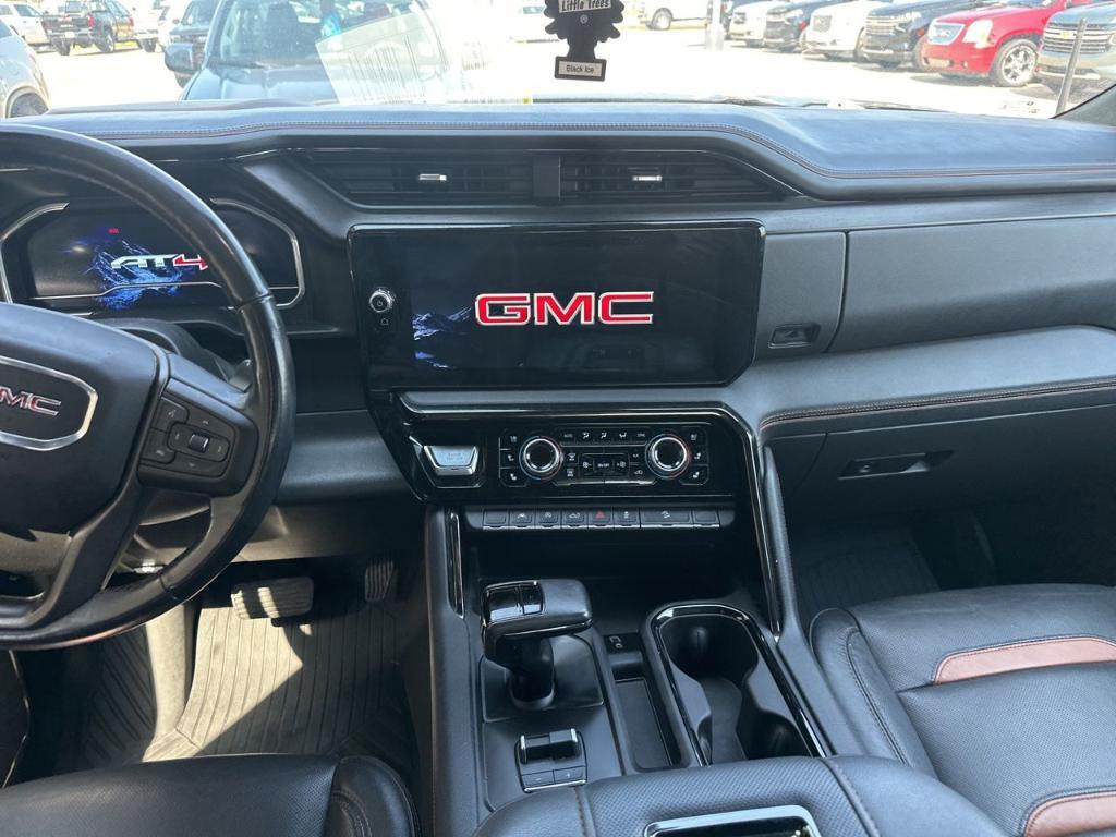 used 2022 GMC Sierra 1500 car, priced at $43,285