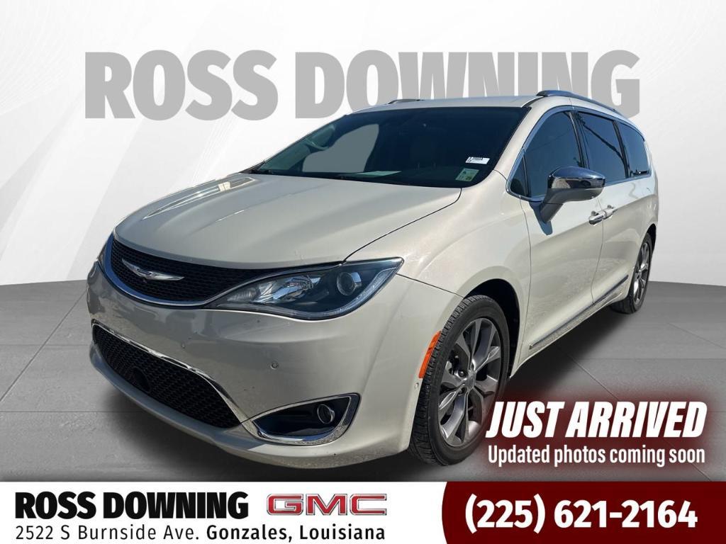 used 2017 Chrysler Pacifica car, priced at $12,995