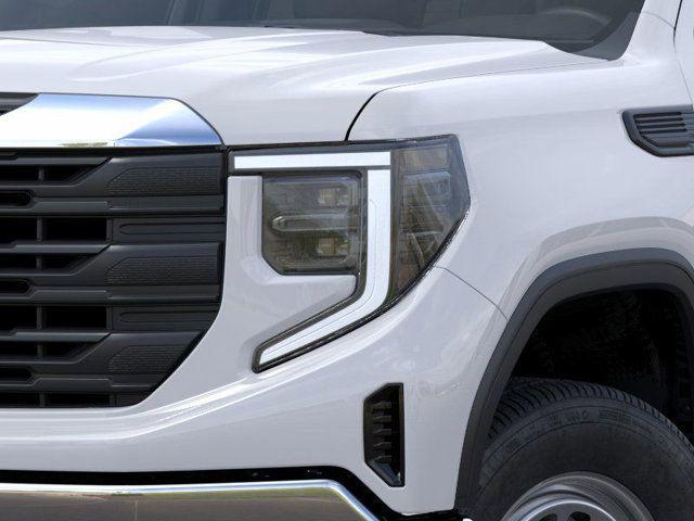 new 2025 GMC Sierra 1500 car, priced at $41,370