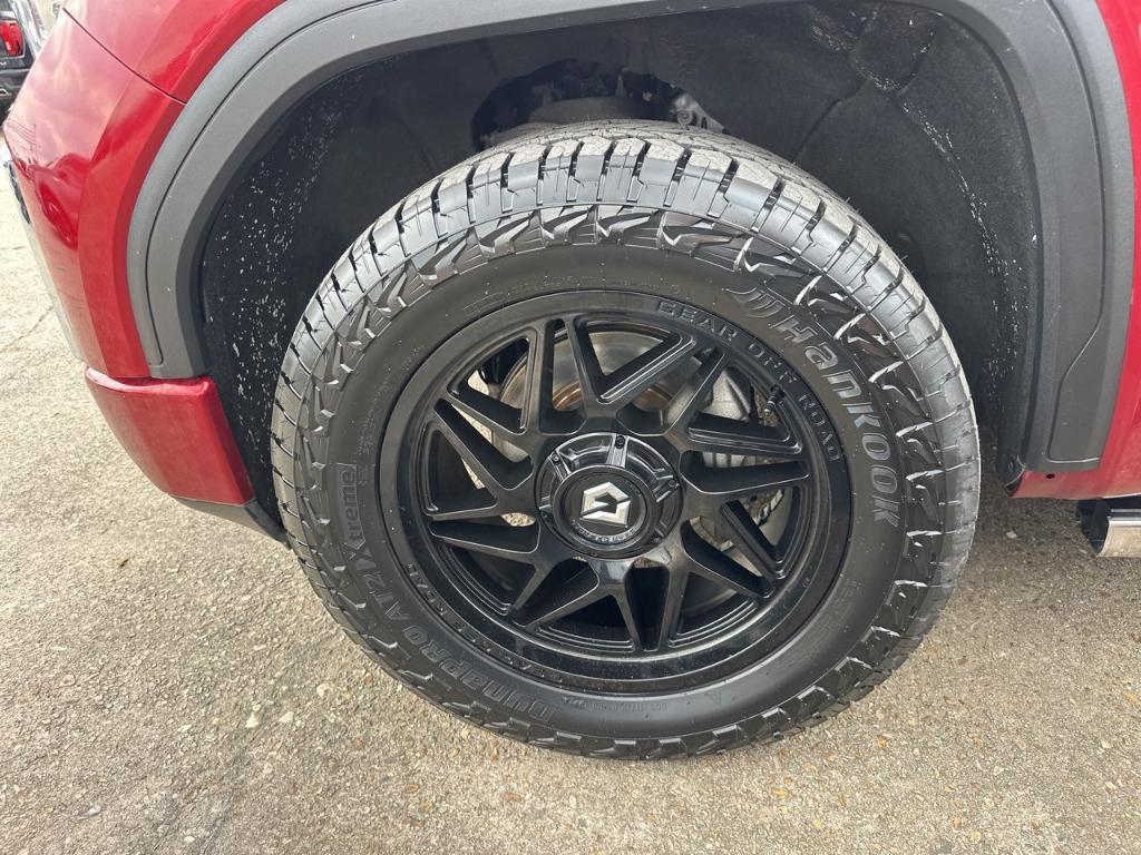 used 2019 GMC Sierra 1500 car, priced at $29,573