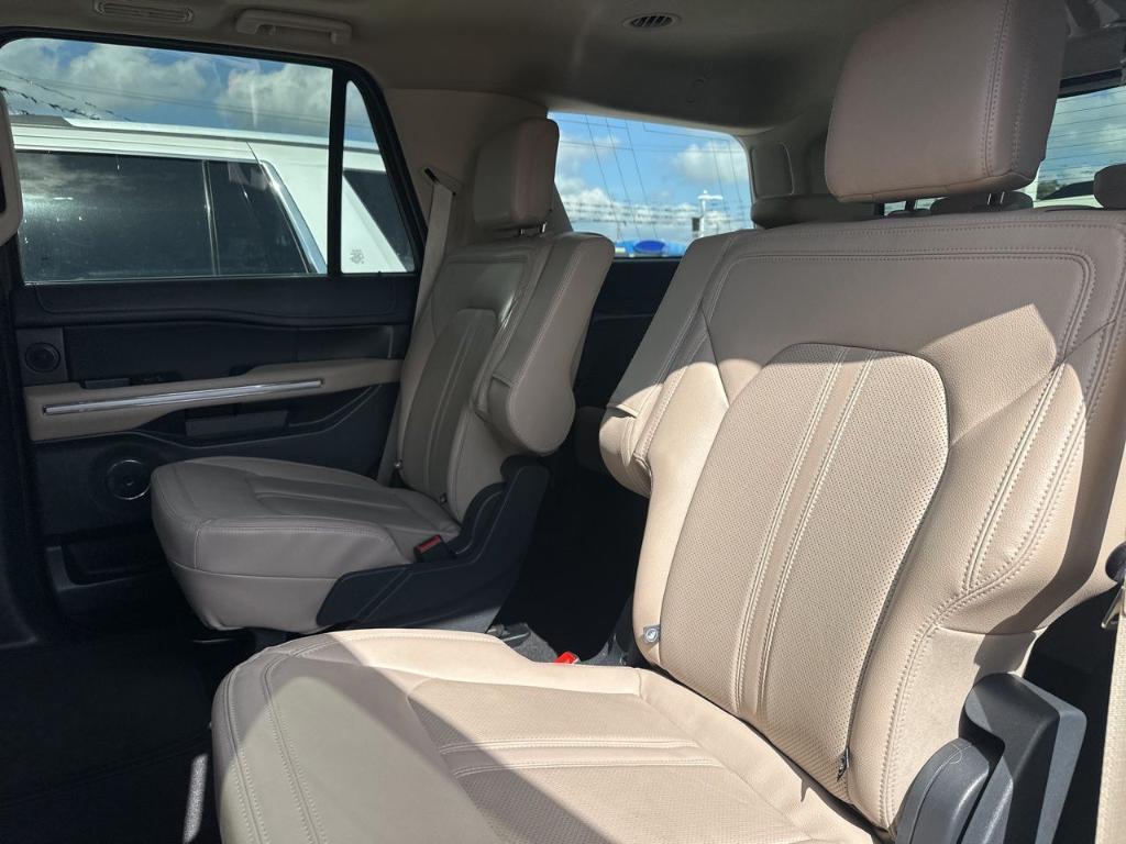 used 2024 Ford Expedition car, priced at $58,645