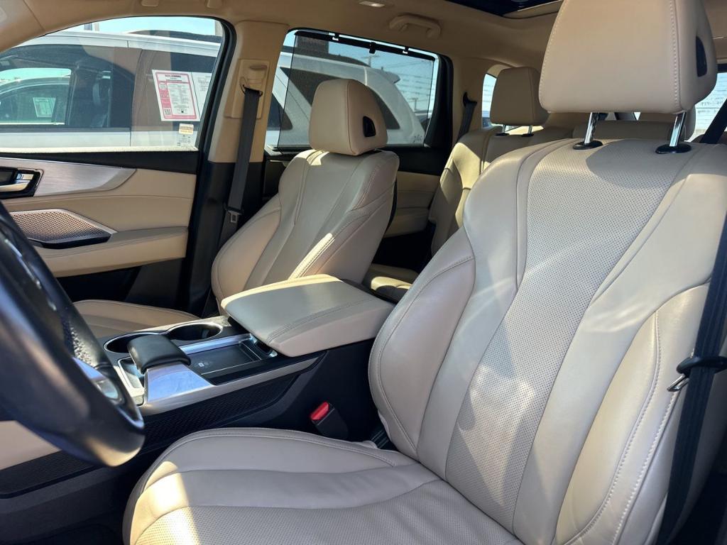 used 2022 Acura MDX car, priced at $32,241