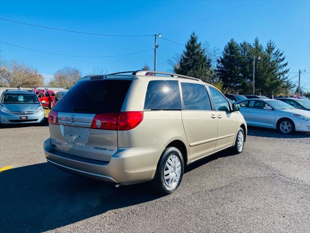 used 2007 Toyota Sienna car, priced at $9,999