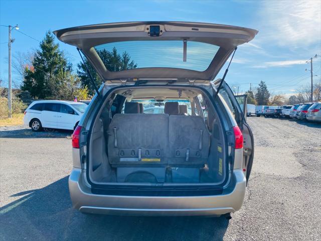 used 2007 Toyota Sienna car, priced at $9,999