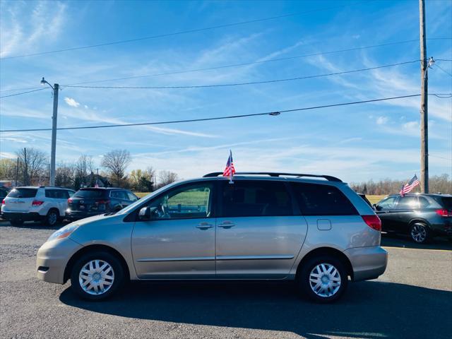 used 2007 Toyota Sienna car, priced at $9,999