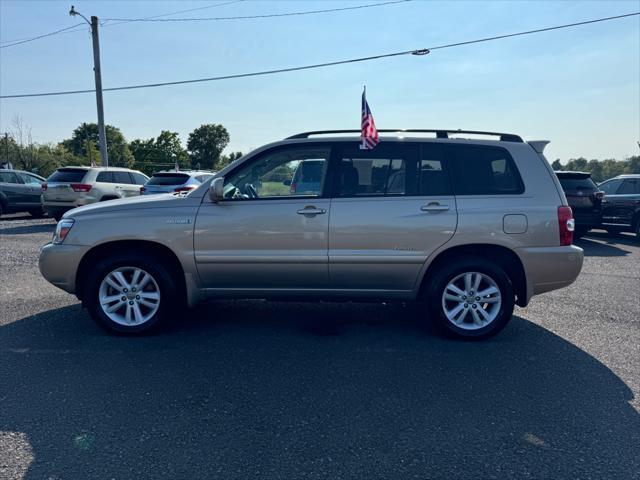 used 2007 Toyota Highlander Hybrid car, priced at $11,250