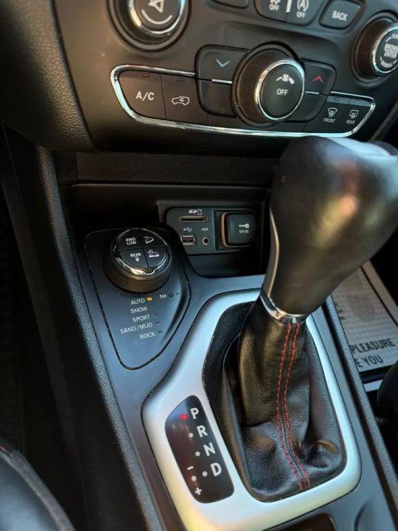 used 2016 Jeep Cherokee car, priced at $13,500