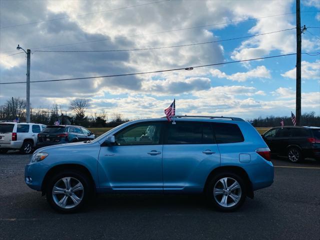 used 2008 Toyota Highlander car, priced at $11,500