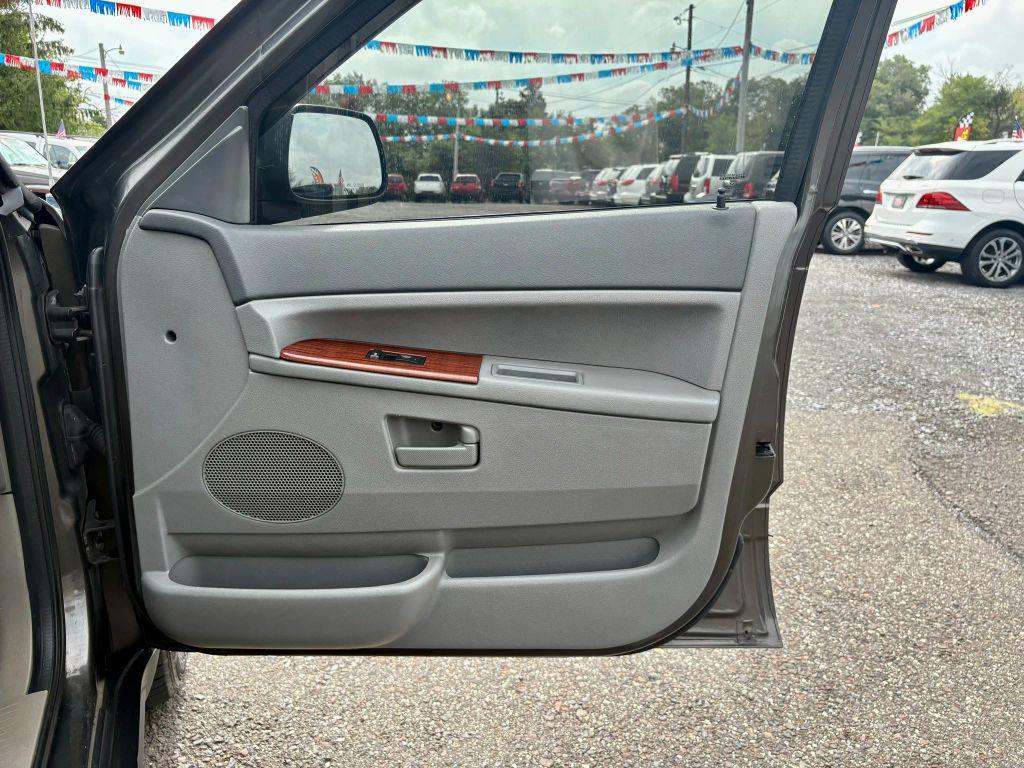 used 2005 Jeep Grand Cherokee car, priced at $7,500