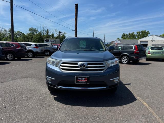 used 2013 Toyota Highlander car, priced at $15,999