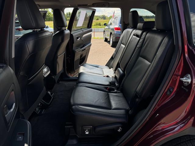 used 2014 Toyota Highlander car, priced at $16,999