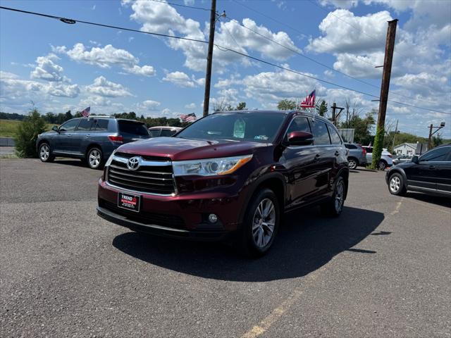 used 2014 Toyota Highlander car, priced at $16,999