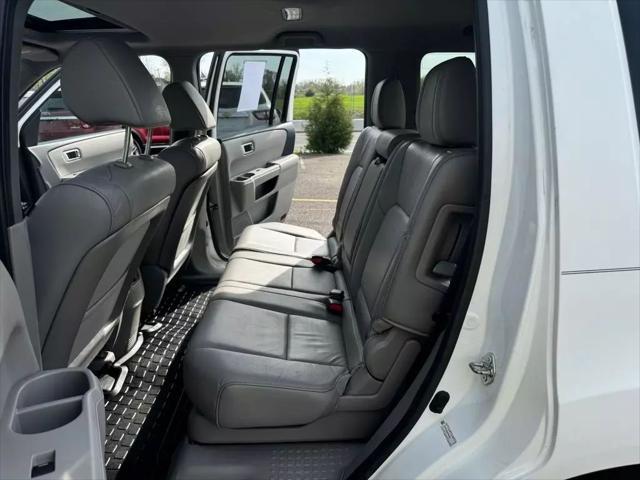 used 2015 Honda Pilot car, priced at $15,999
