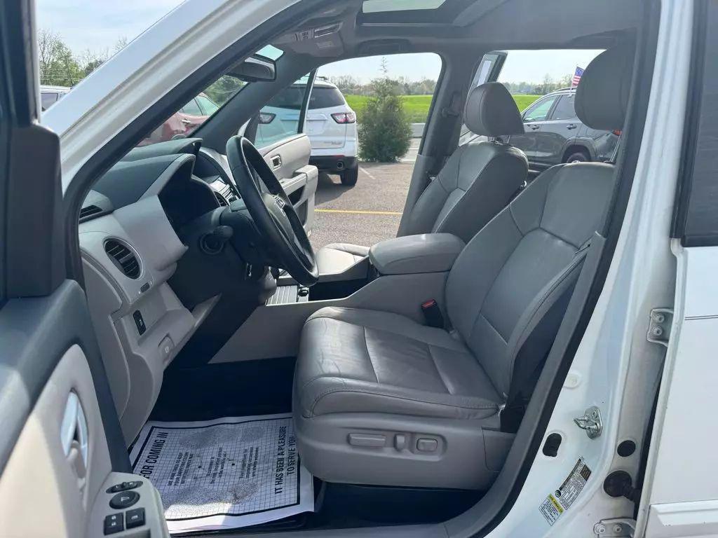 used 2015 Honda Pilot car, priced at $15,999