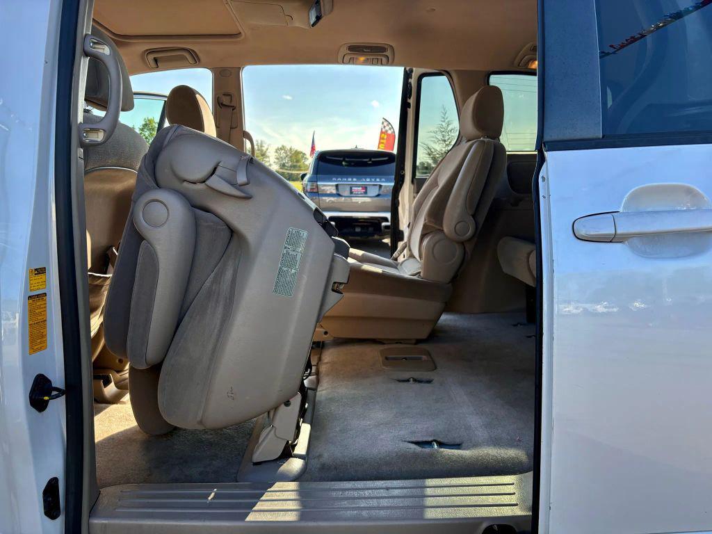 used 2004 Toyota Sienna car, priced at $8,500