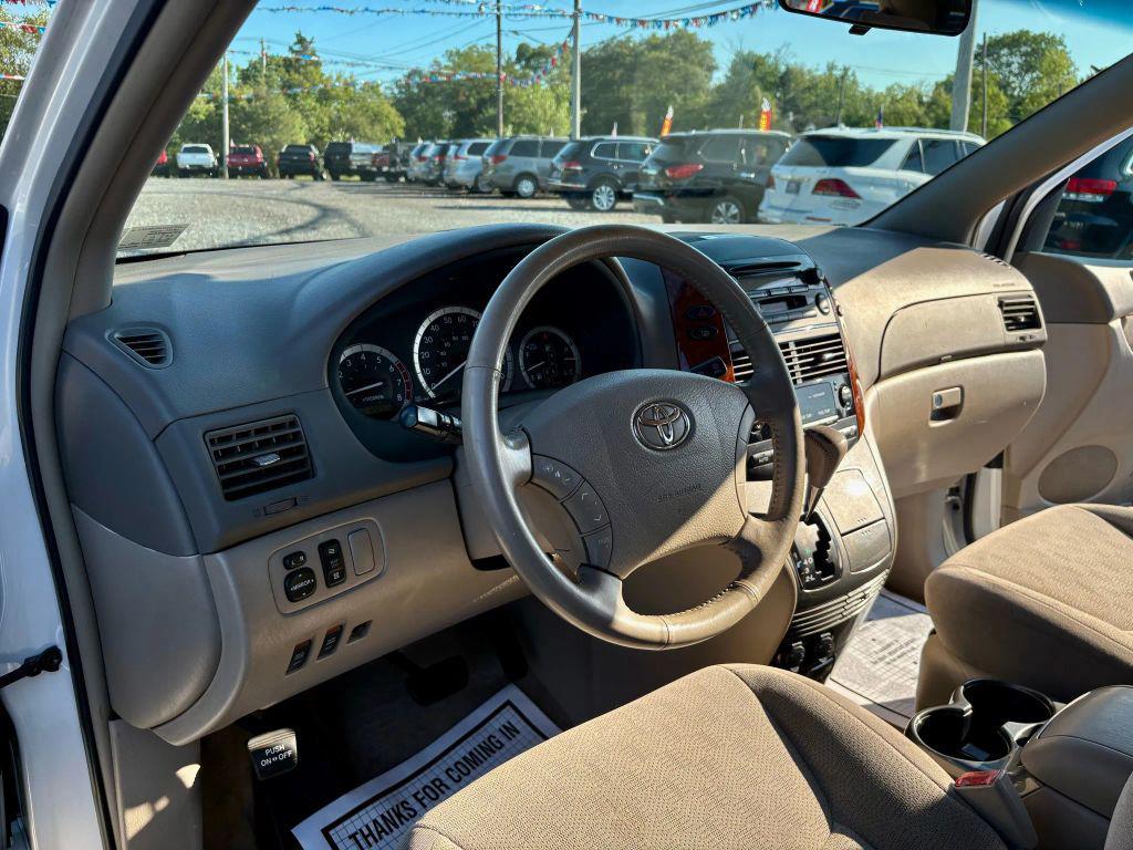 used 2004 Toyota Sienna car, priced at $8,500