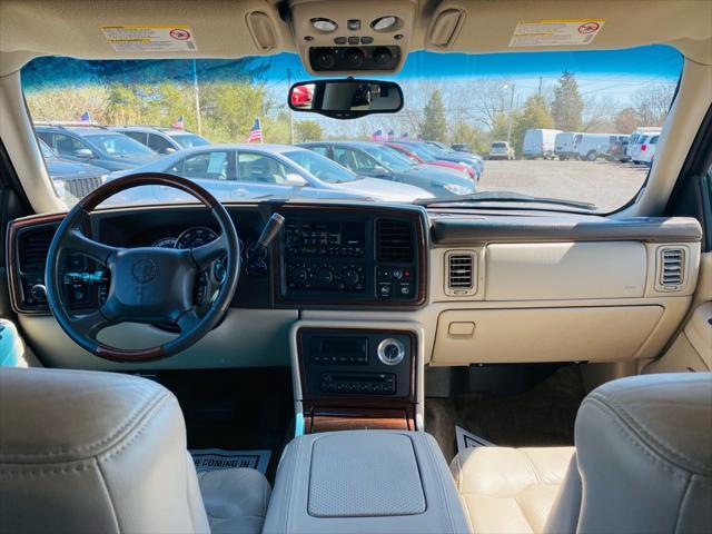 used 2002 Cadillac Escalade car, priced at $12,500