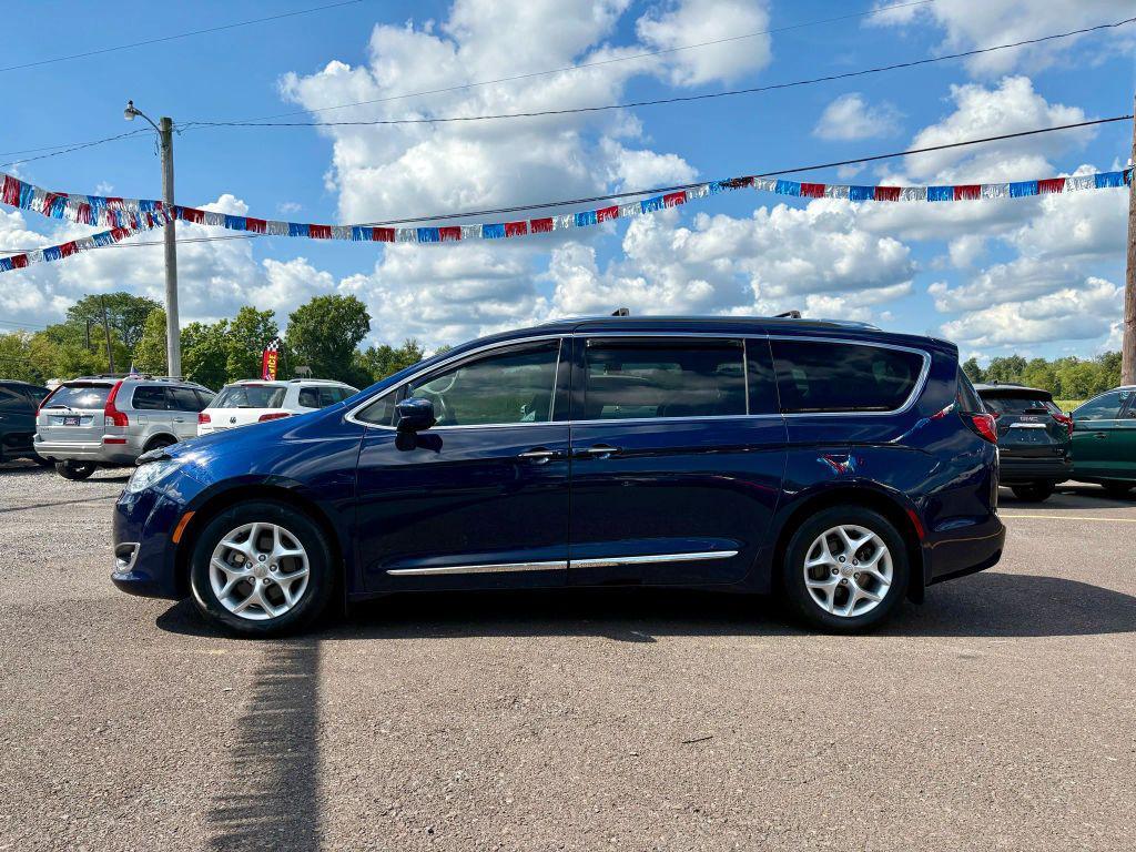 used 2017 Chrysler Pacifica car, priced at $14,250