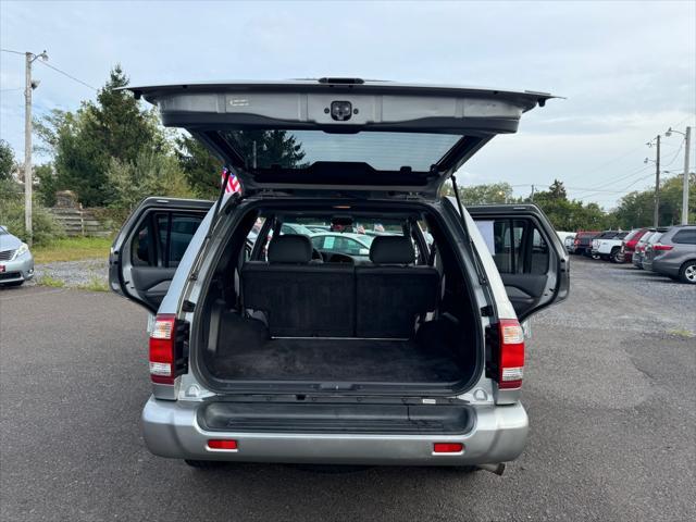 used 2000 Nissan Pathfinder car, priced at $9,500